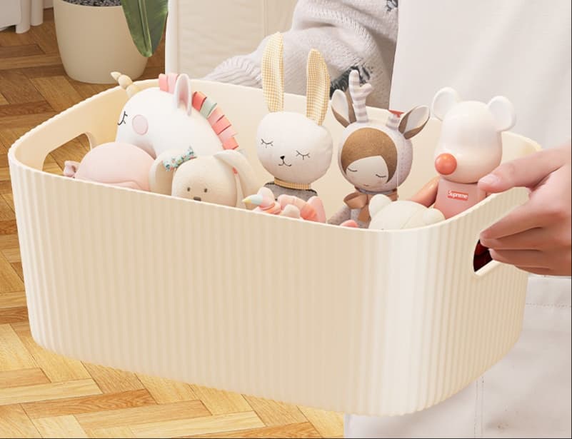 積み重ね可能なグッズ収納ボックス