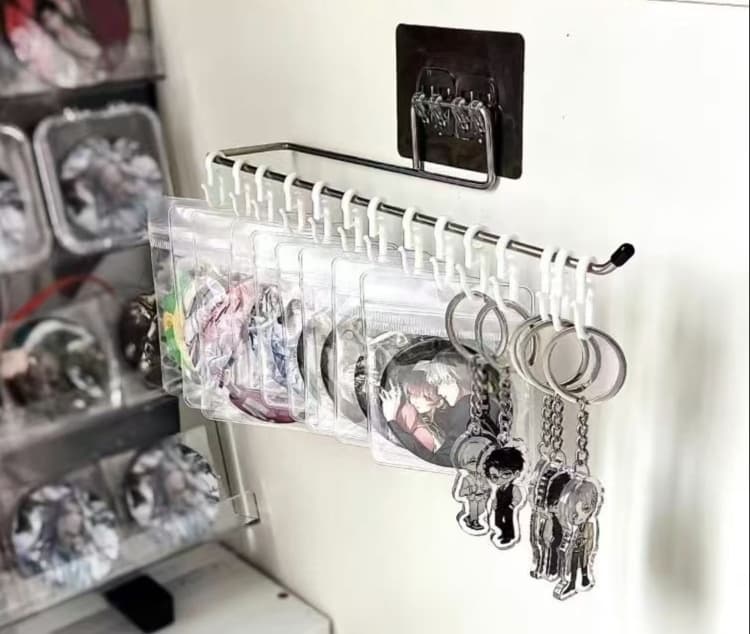グッズ収納 アニメグッズ専用 壁掛けコレクションラック
