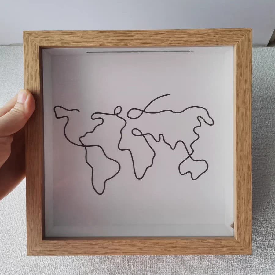 グッズ収納 世界地図デザイン 思い出コレクション額縁