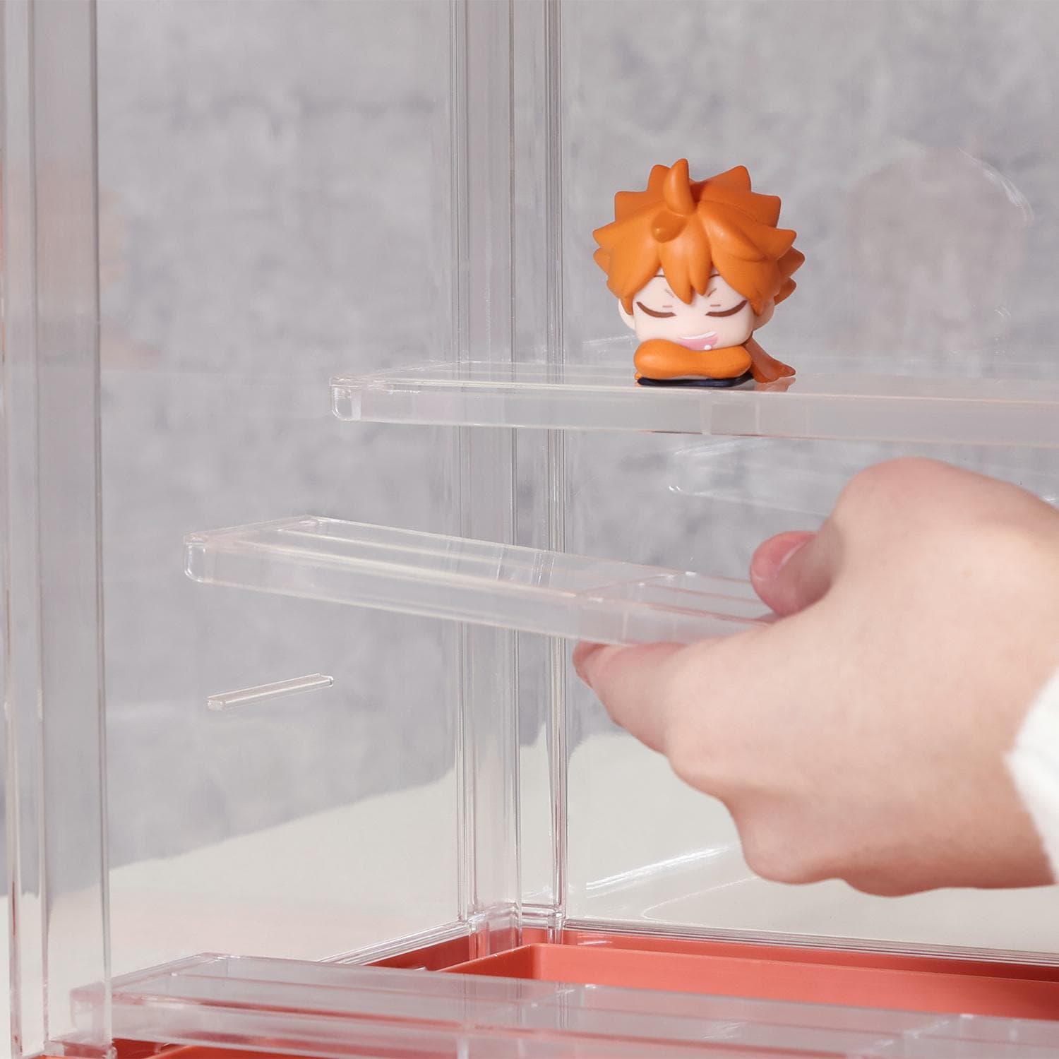 グッズ収納 ディスプレイケース ひな段式桃色三段棚付きディスプレイケース