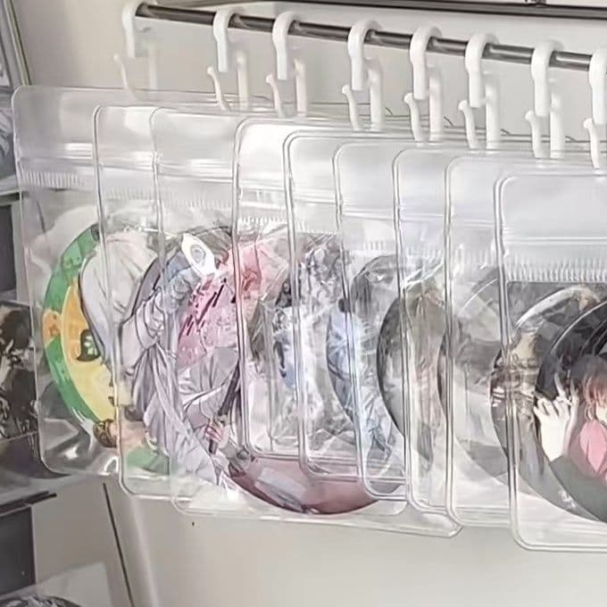 グッズ収納 アニメグッズ専用 壁掛けコレクションラック
