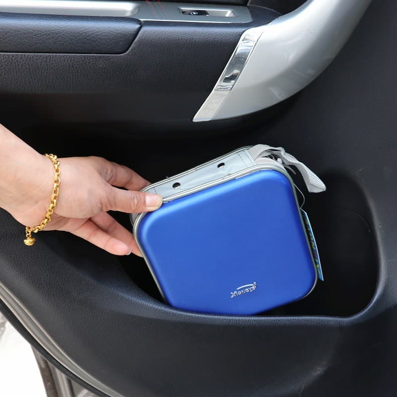 グッズ収納 車内でも使えるコンパクトなディスク収納ケース